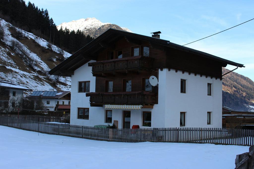 Haus Gabi Apartment Neustift im Stubaital Bagian luar foto